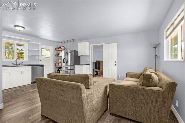 605 Huron Road