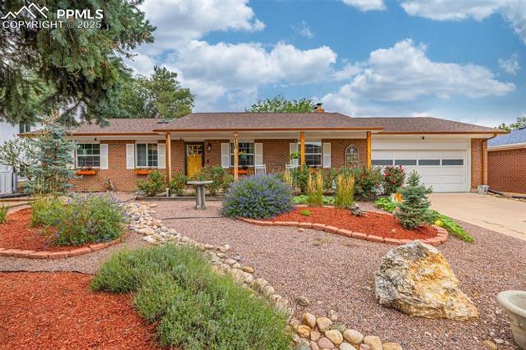 Photo for 2116 Woodburn Street, Colorado Springs, CO 80906 (MLS # 4148570)