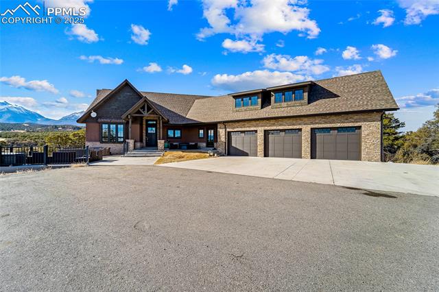 11905 Highland Circle