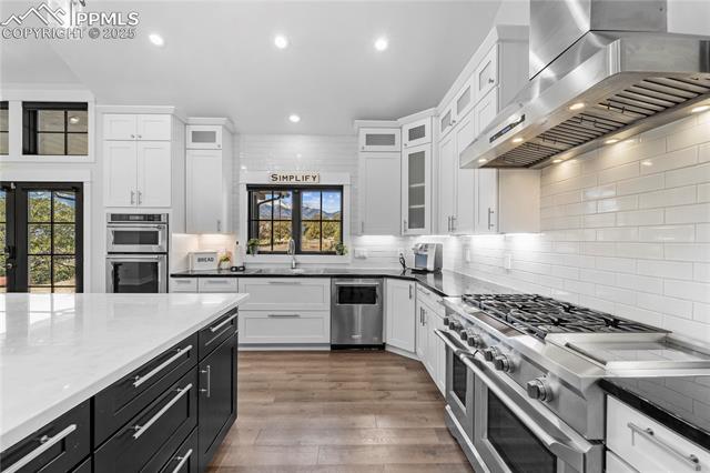 11905 Highland Circle