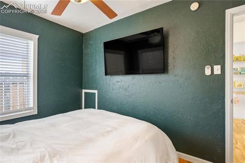 Tiny photo for 410 N 17th Street, Colorado Springs, CO 80904 (MLS # 7088775)