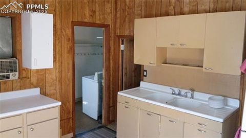 Tiny photo for 806 N Nineteenth Street, Colorado Springs, CO 80904 (MLS # 1795003)