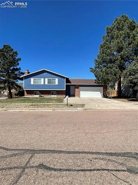 Photo of 6510 TURRET Drive, Colorado Springs, CO 80918 (MLS # 8030385)