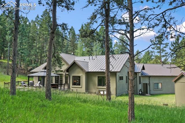 1141 Royal Oak Court