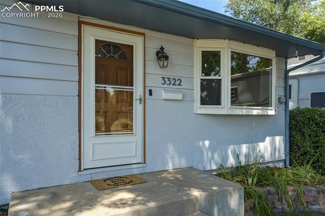 3322 E La Salle Street