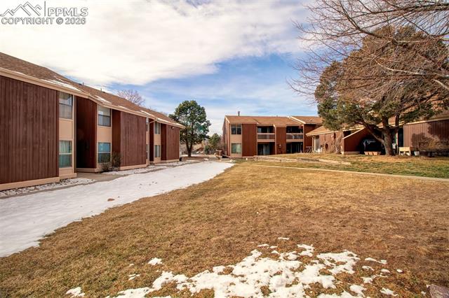 4245 N Carefree Circle B