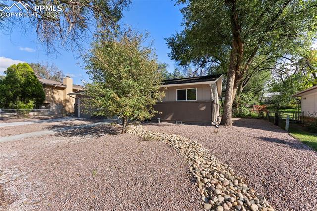 1219 Quivira Drive