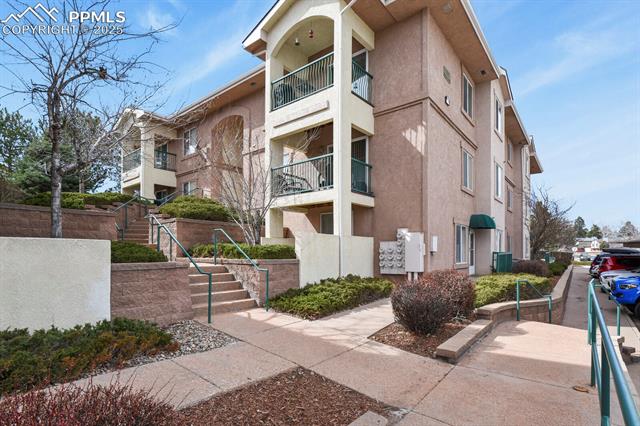 3080 Mandalay Grove 4