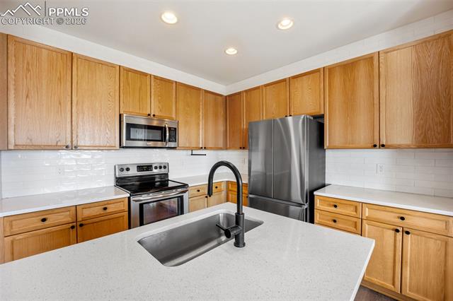 164 Apache Plume Street