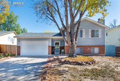 Tiny photo for 2233 Farnsworth Drive, Colorado Springs, CO 80916 (MLS # 9996817)