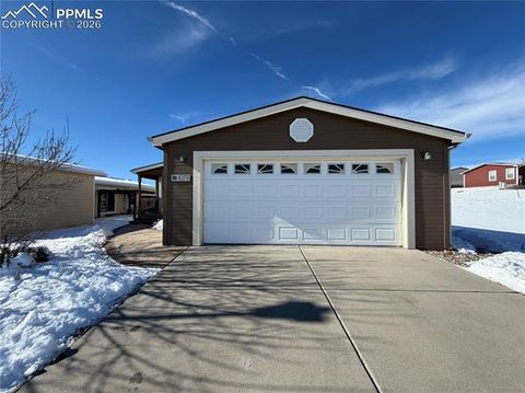 Photo of 4379 Gray Fox Heights, Colorado Springs, CO 80922 (MLS # 3568941)