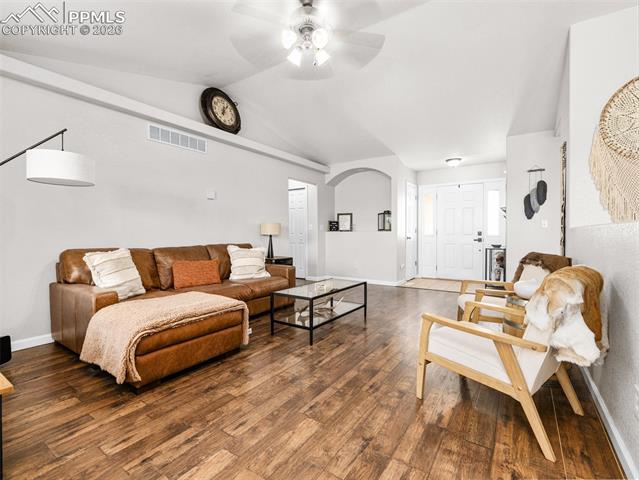 1023 W El Nido Drive