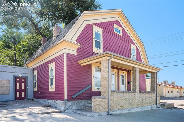 624-626 W 11th Street