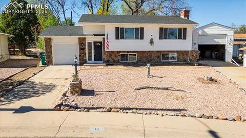 Photo of 11 MacGregor Road, Pueblo, CO 81001 (MLS # 1358888)
