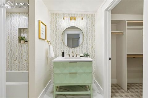 Tiny photo for 1308 Mesa Avenue, Colorado Springs, CO 80906 (MLS # 2973220)