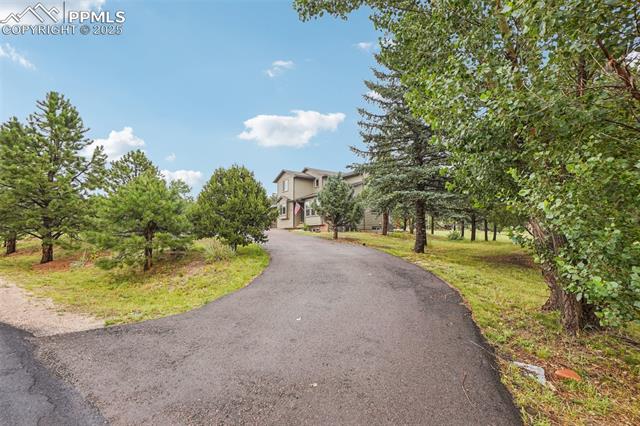 18555 Knollwood Boulevard