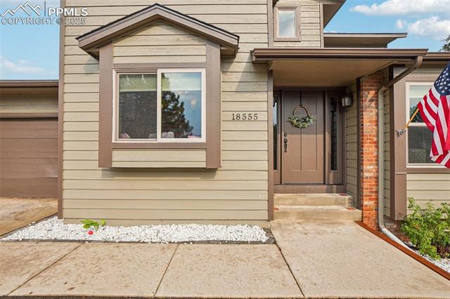 18555 Knollwood Boulevard