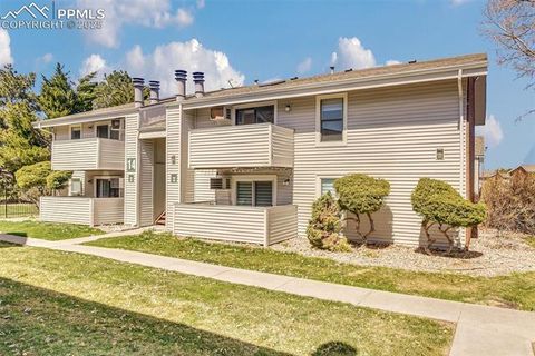 Photo of 10150 E Virginia Avenue #14-207, Denver, CO 80247 (MLS # 1110821)