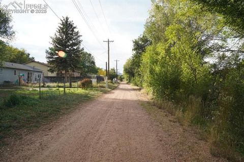 Tiny photo for 1663 Maxwell Street, Colorado Springs, CO 80906 (MLS # 4502881)