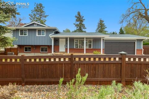 Photo of 509 W Cheyenne Road, Colorado Springs, CO 80906 (MLS # 6469220)