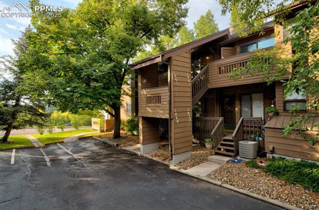 Photo for 1065 Moorings Drive, Colorado Springs, CO 80906 (MLS # 2690968)