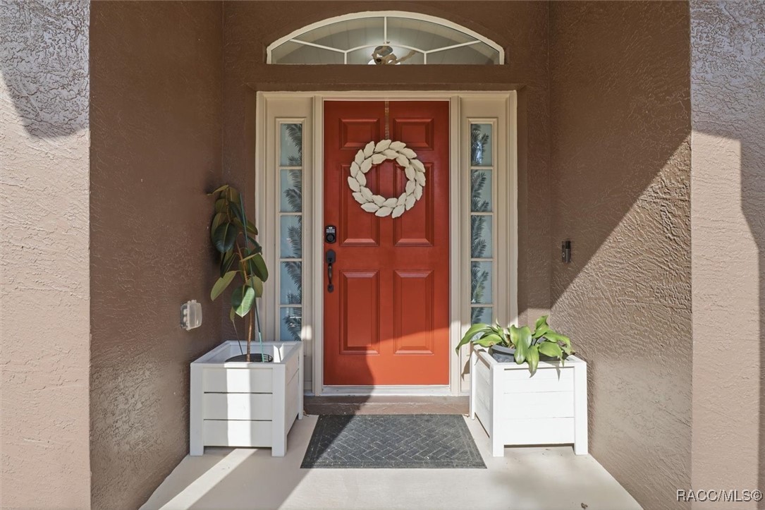 1021 W Champlain Lane