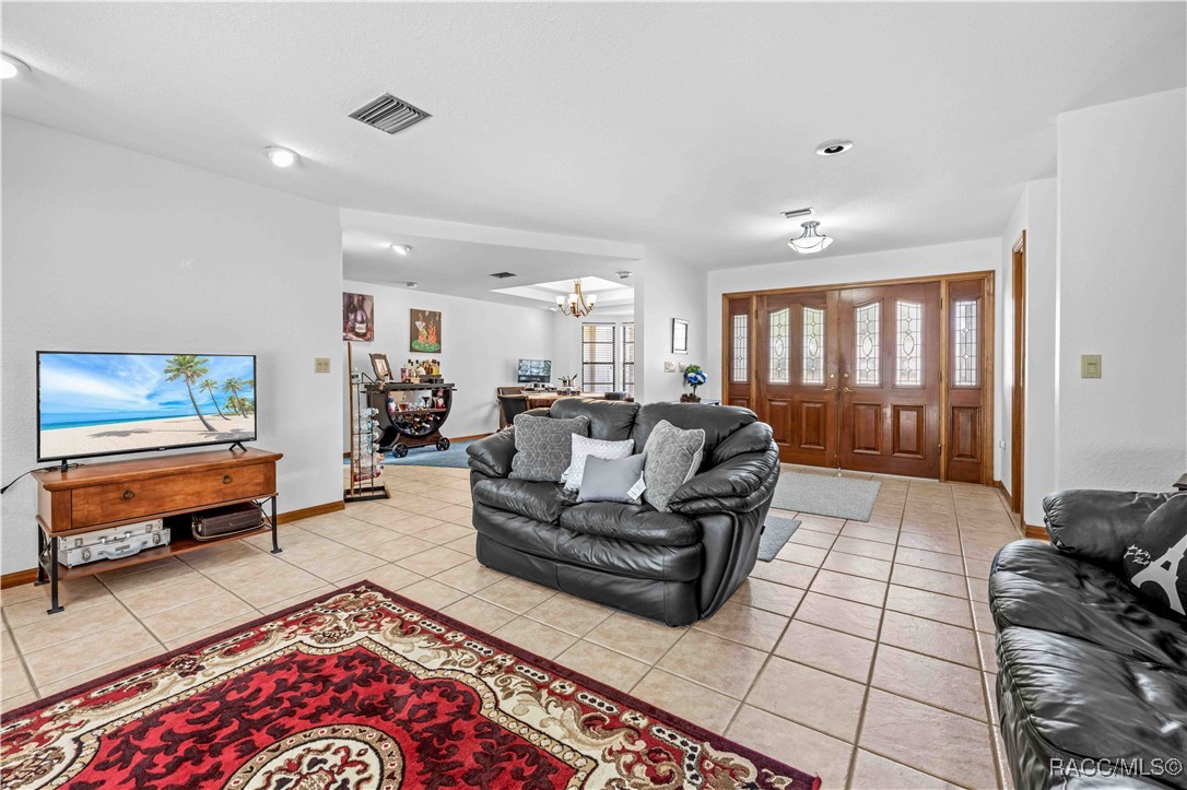 7948 Floral Drive, Weeki Wachee, Florida image 10