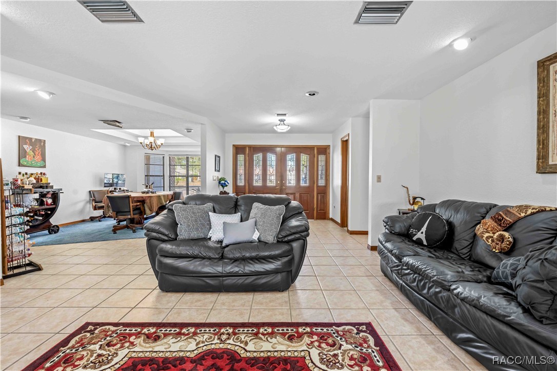 7948 Floral Drive, Weeki Wachee, Florida image 9