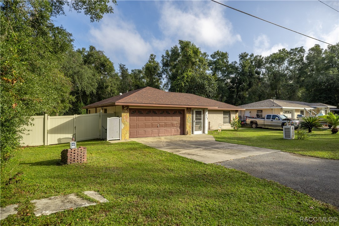 3515 E Glenn Street, Inverness, Florida image 26