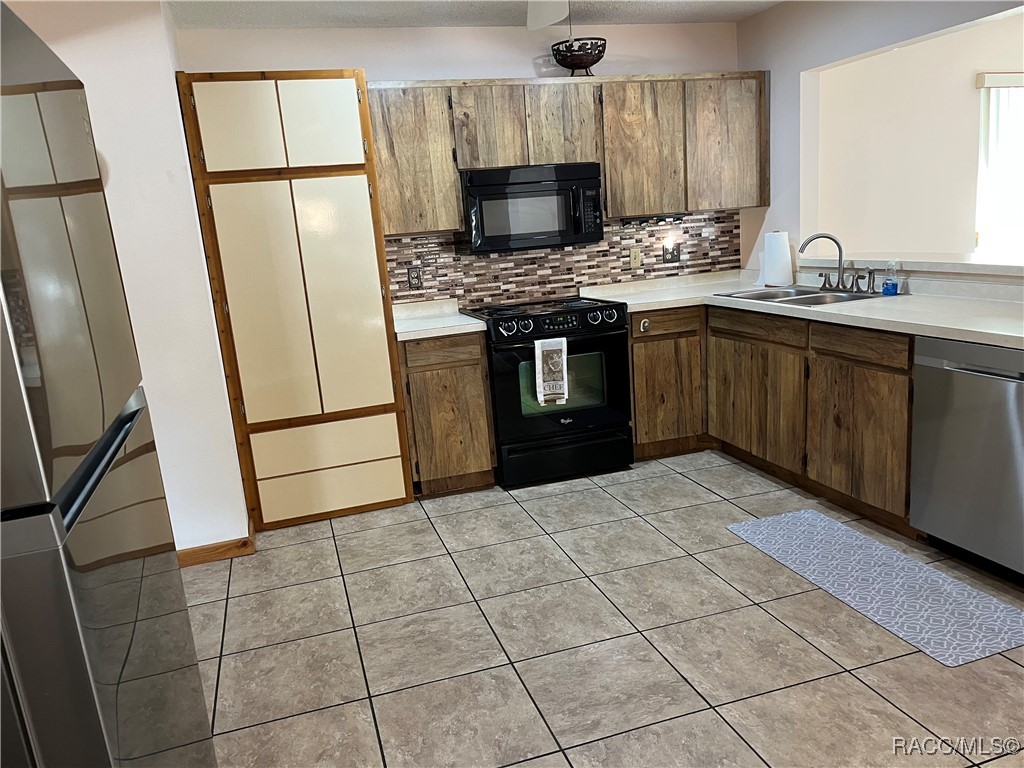 519 Spring Lake Road, Ocala, New York image 9