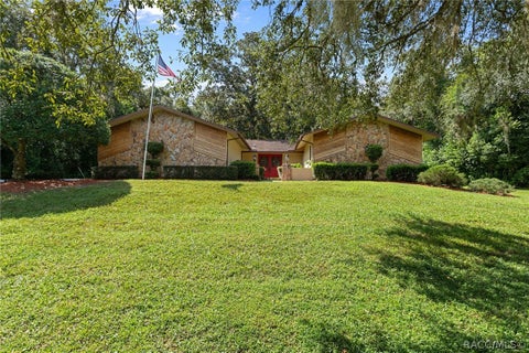Homes For Sale - 570 W Liberty Street<br/> Hernando, FL 34442