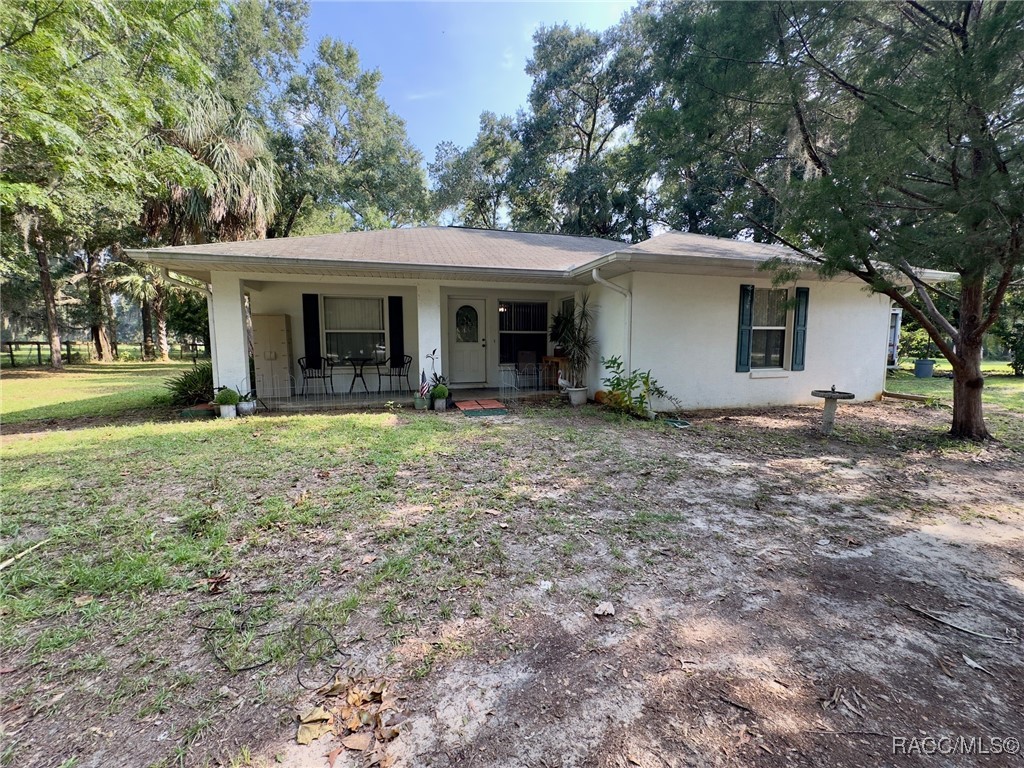 8090 SE 144th Place, Inglis, Florida image 1