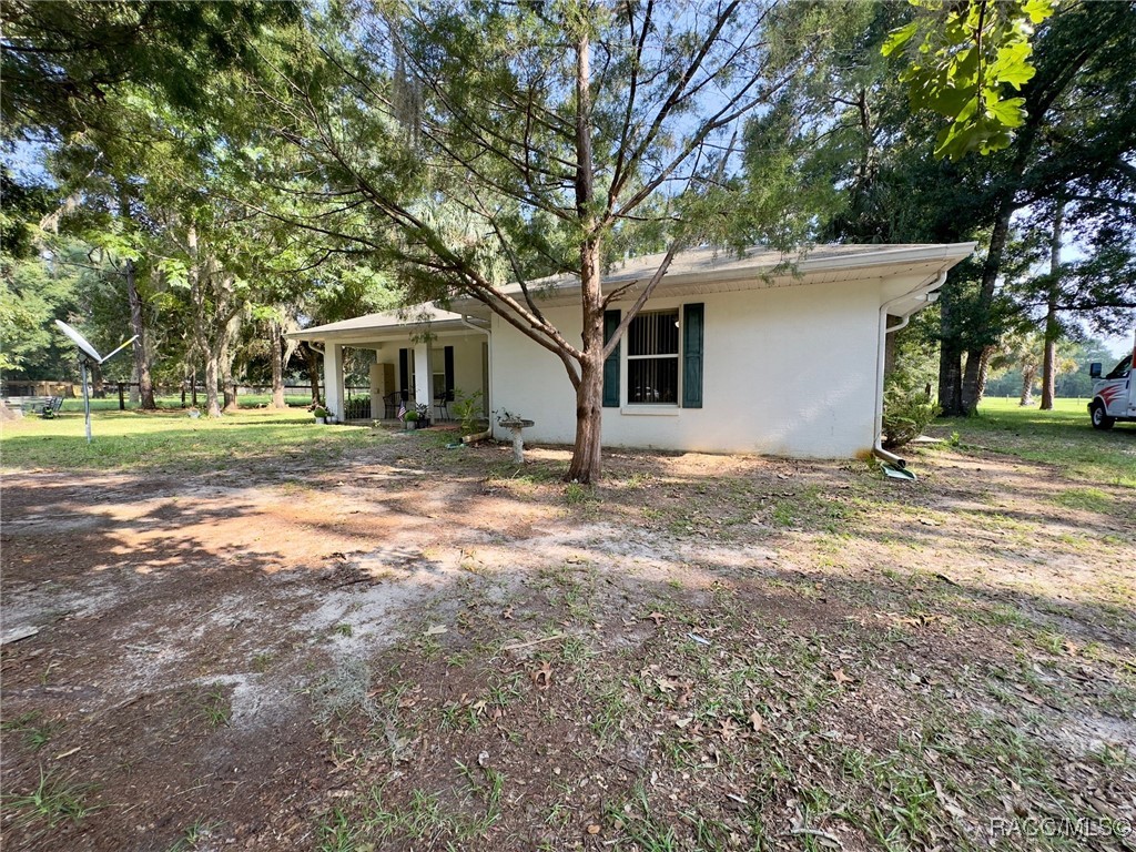 8090 SE 144th Place, Inglis, Florida image 35