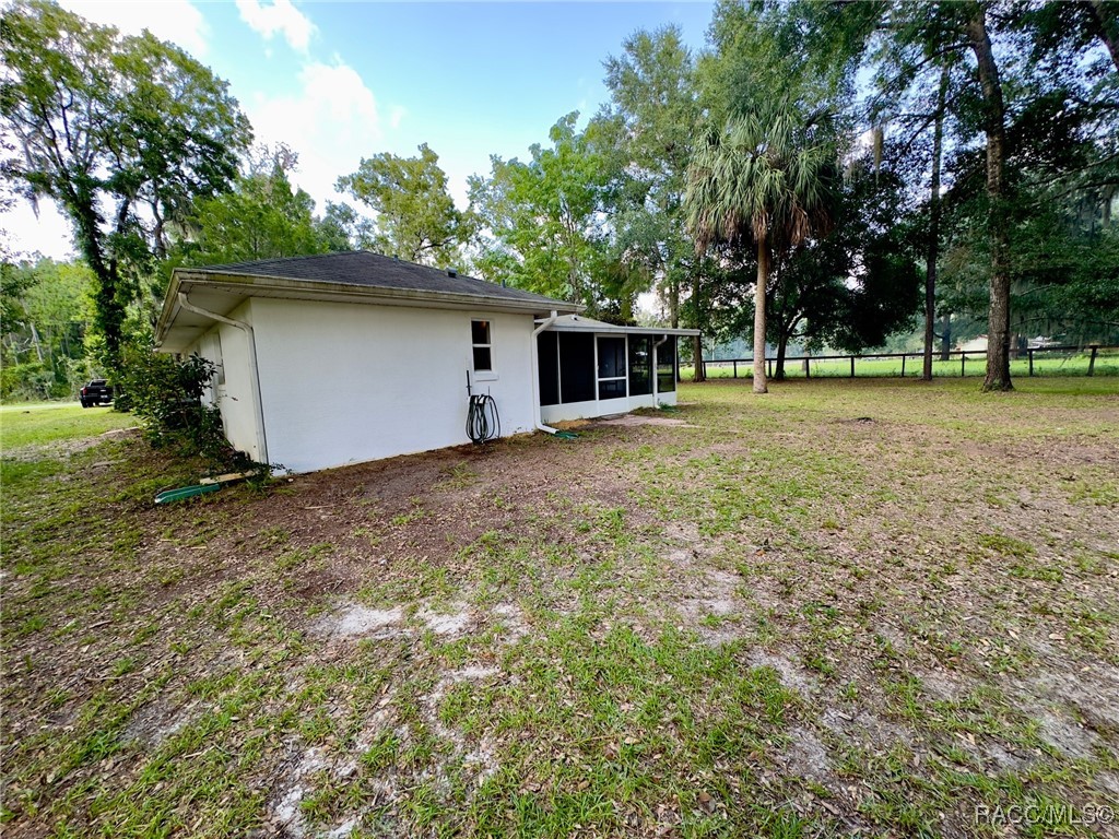 8090 SE 144th Place, Inglis, Florida image 31