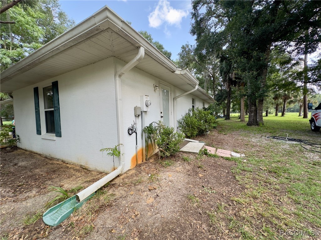 8090 SE 144th Place, Inglis, Florida image 29