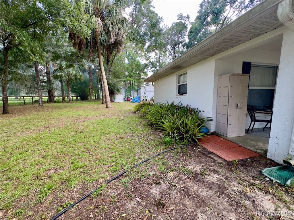 8090 SE 144th Place, Inglis, Florida image 33