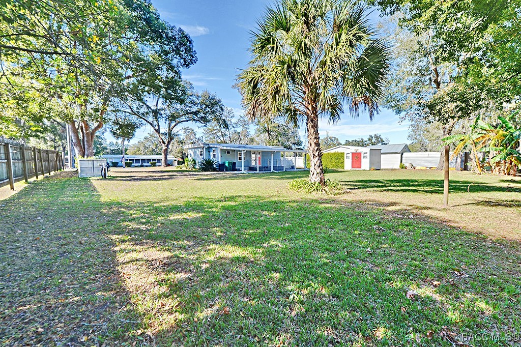 1421 N Little Carmen Terrace, Inverness, Florida image 32