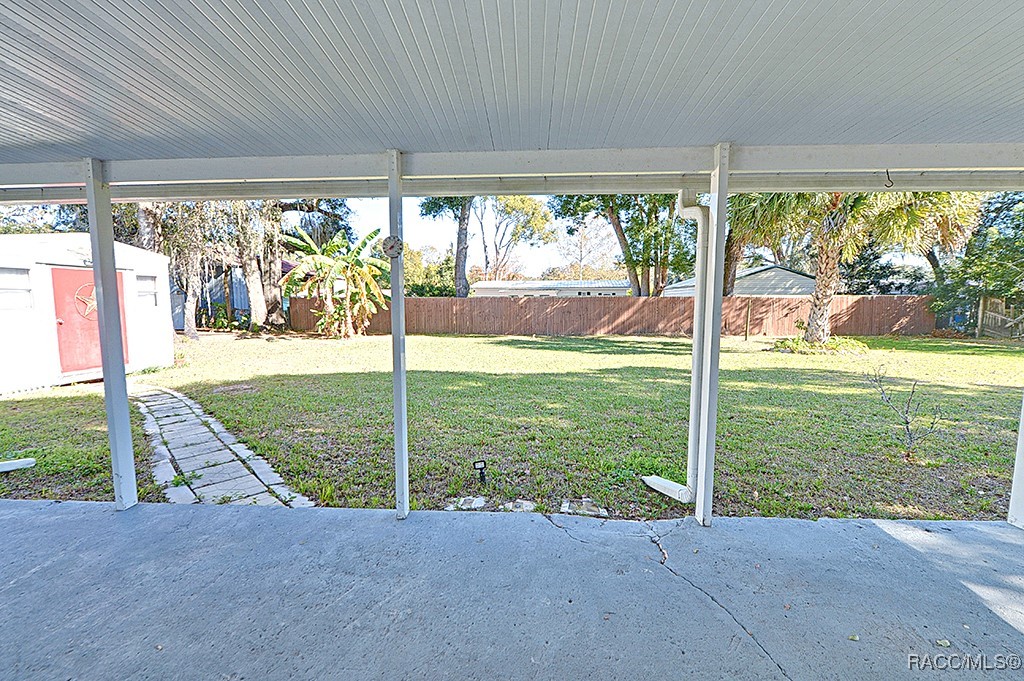 1421 N Little Carmen Terrace, Inverness, Florida image 29