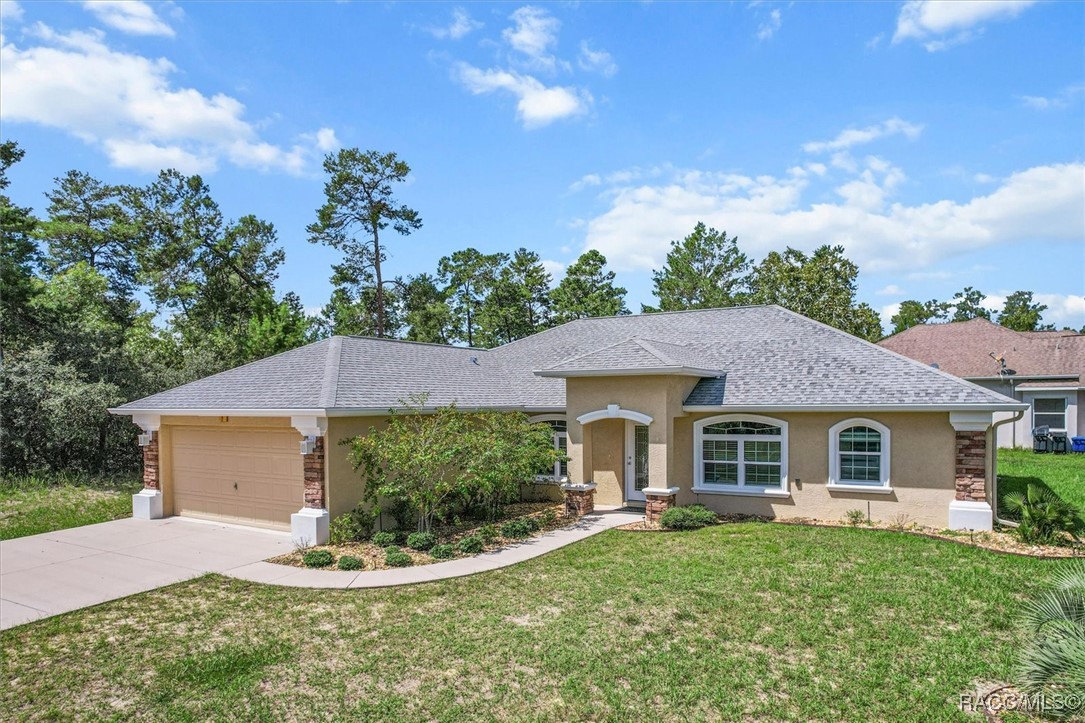 2 Palm Grass Court, Homosassa, New York image 1
