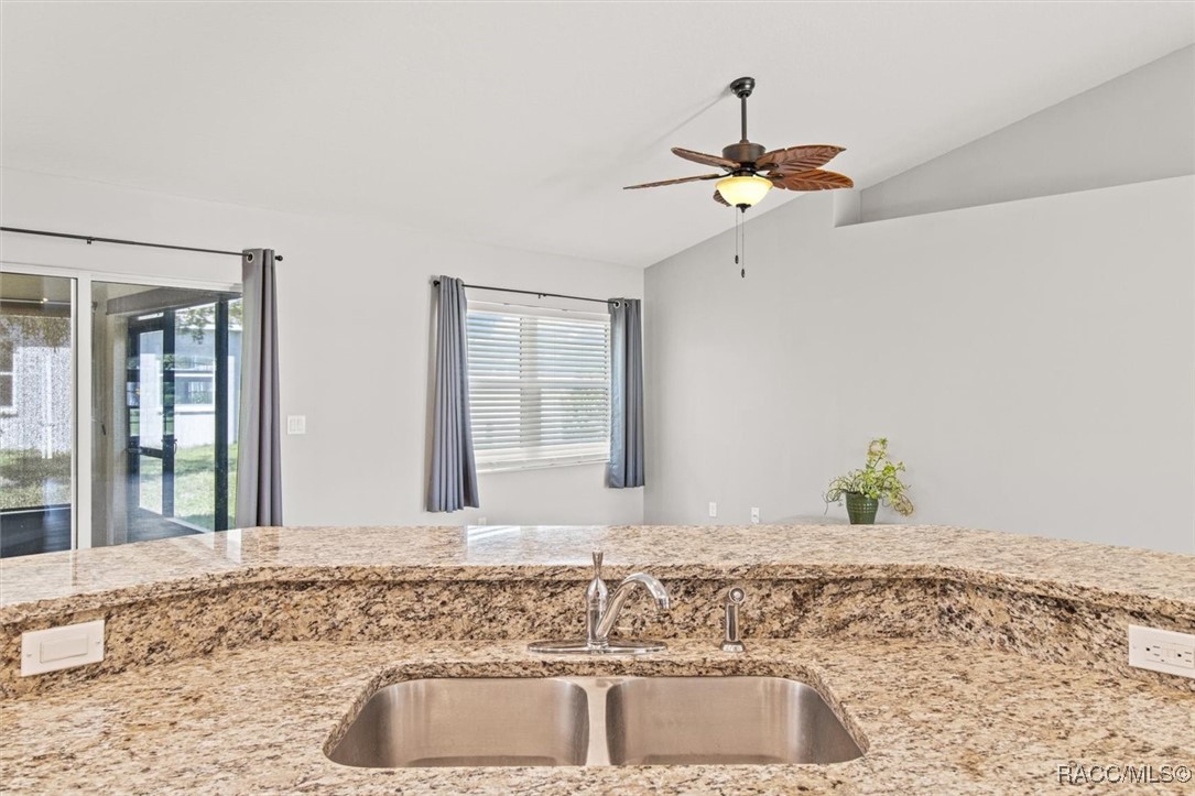 2 Palm Grass Court, Homosassa, New York image 14