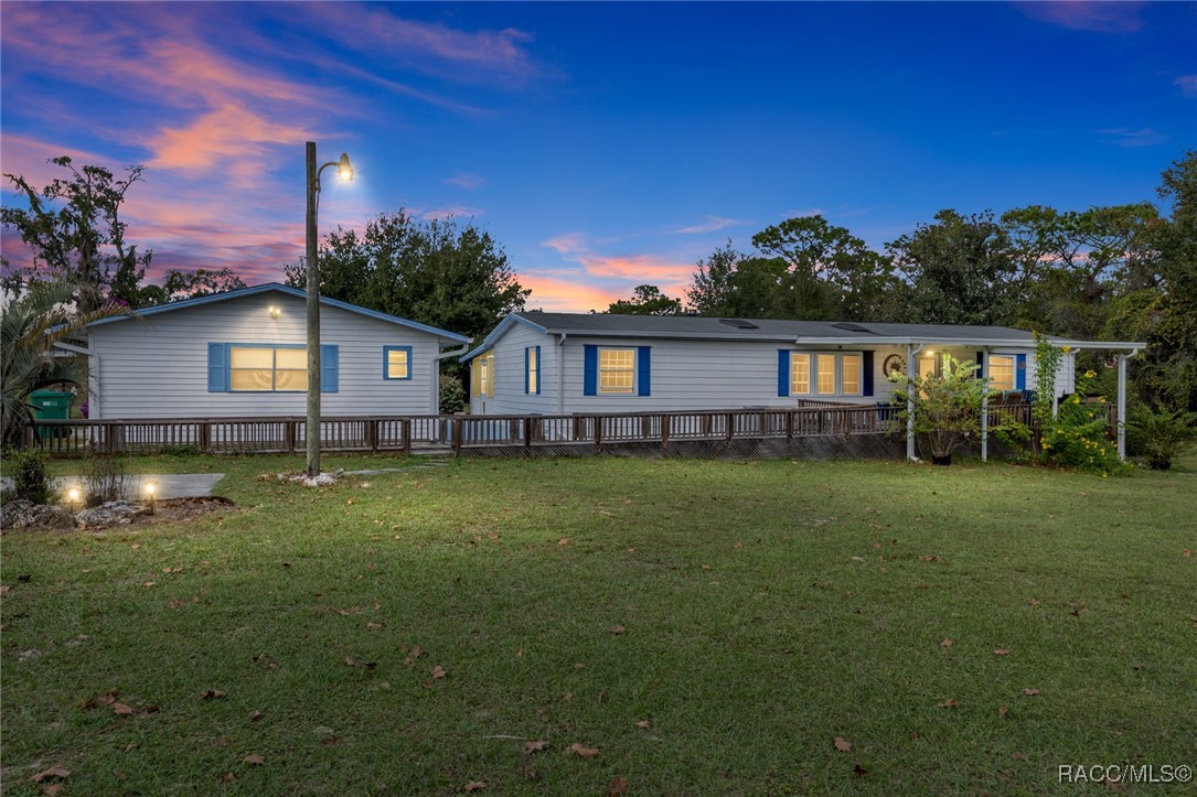 4760 S Chickadee Avenue