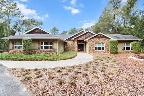 A home in Crystal River