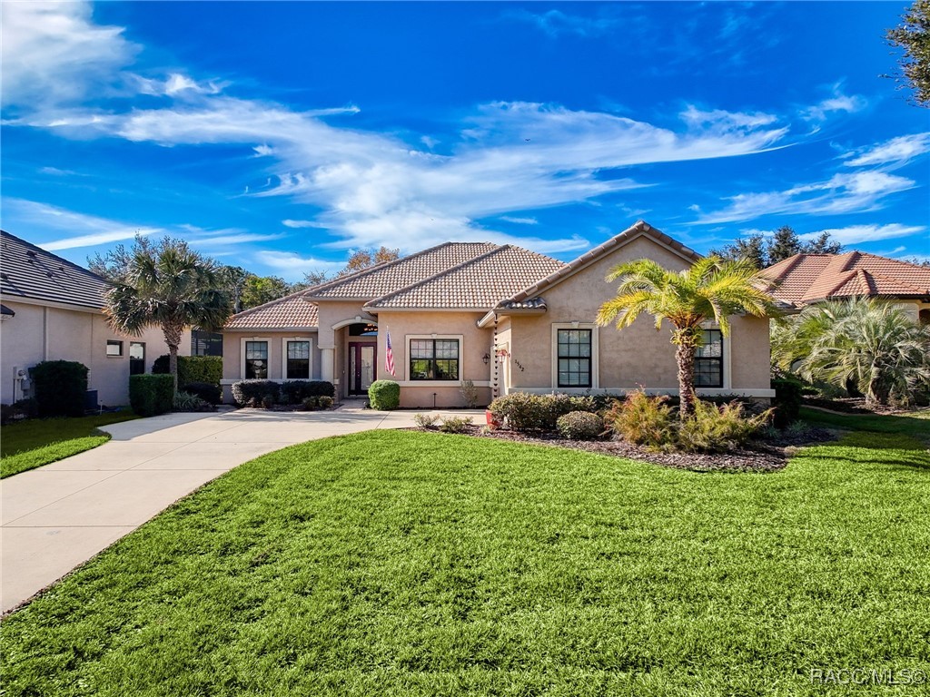 1542 N Ridge Meadow Path, Hernando, Florida image 2