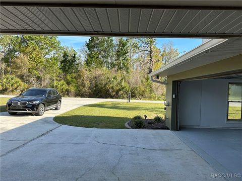 A home in Crystal River