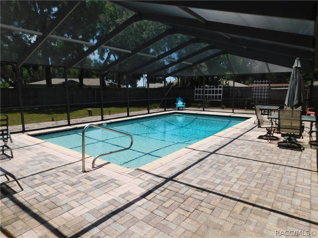 1104 Bloomfield Drive, Inverness, Florida image 2