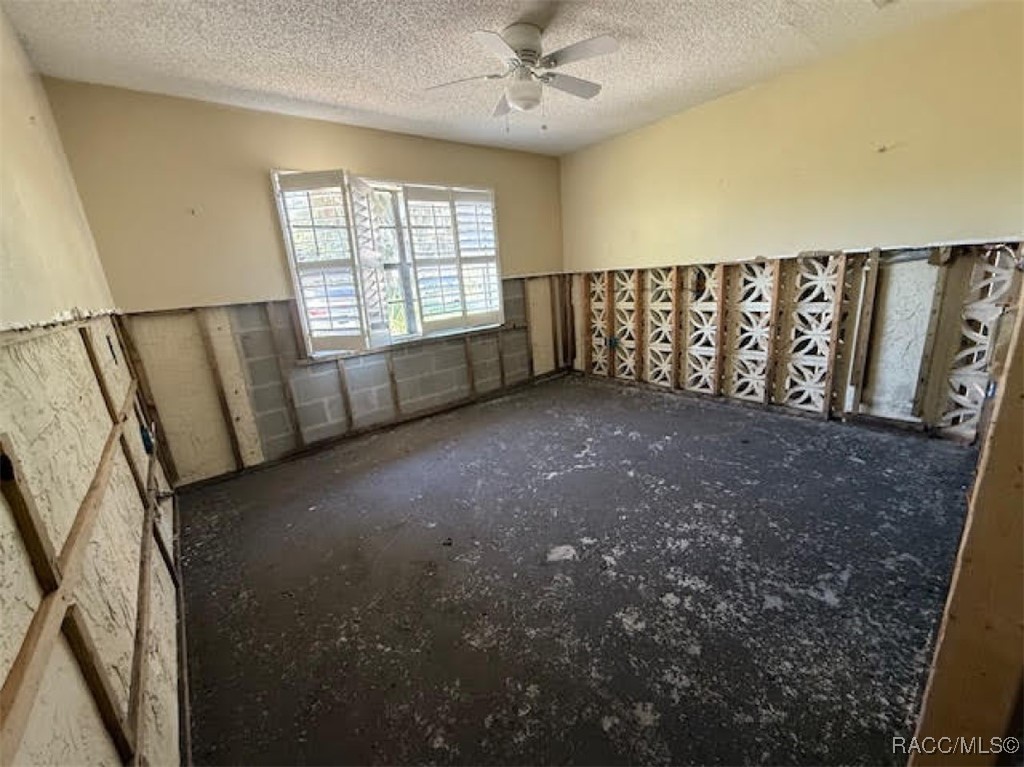 2154 N Watersedge Drive, Crystal River, New York image 19