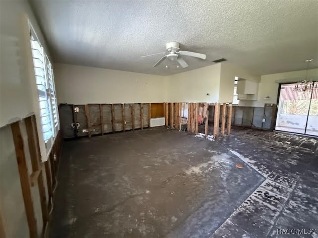 2154 N Watersedge Drive, Crystal River, New York image 13