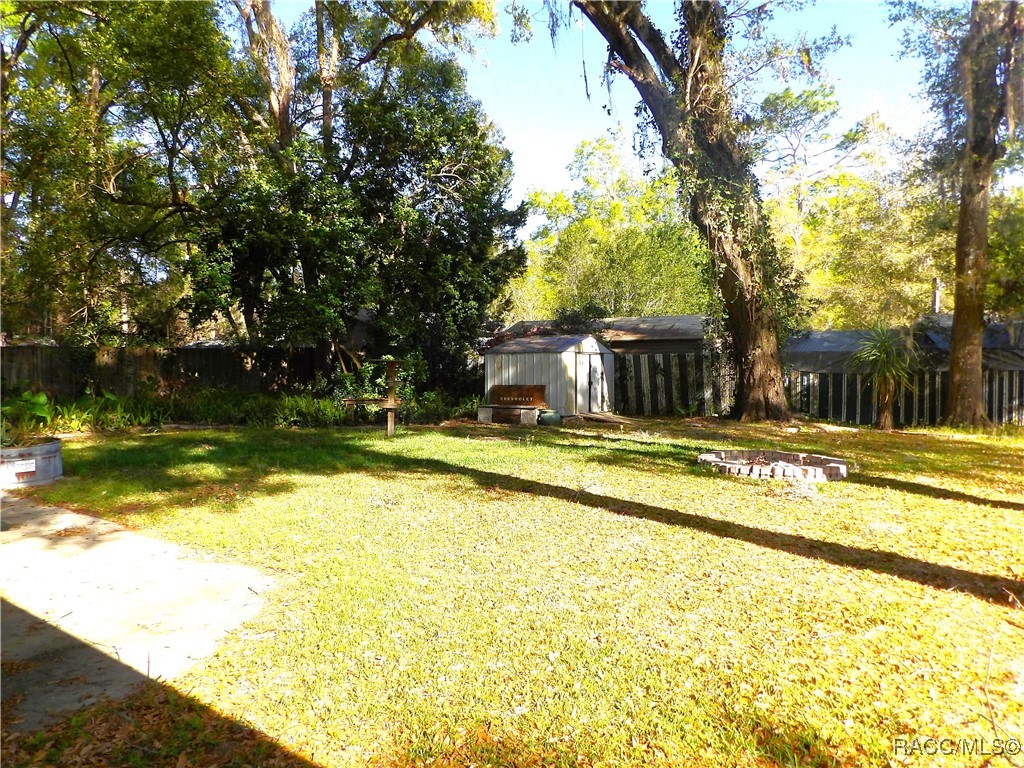 6157 E Glencoe Street, Inverness, Florida image 14