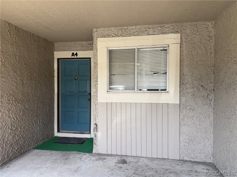 Condo For Sale - 6308 Newtown Circle #8A4<br/> Tampa, FL 33615