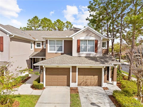 Homes For Sale - 2105 Kings Palace Drive<br/> Riverview, FL 33578